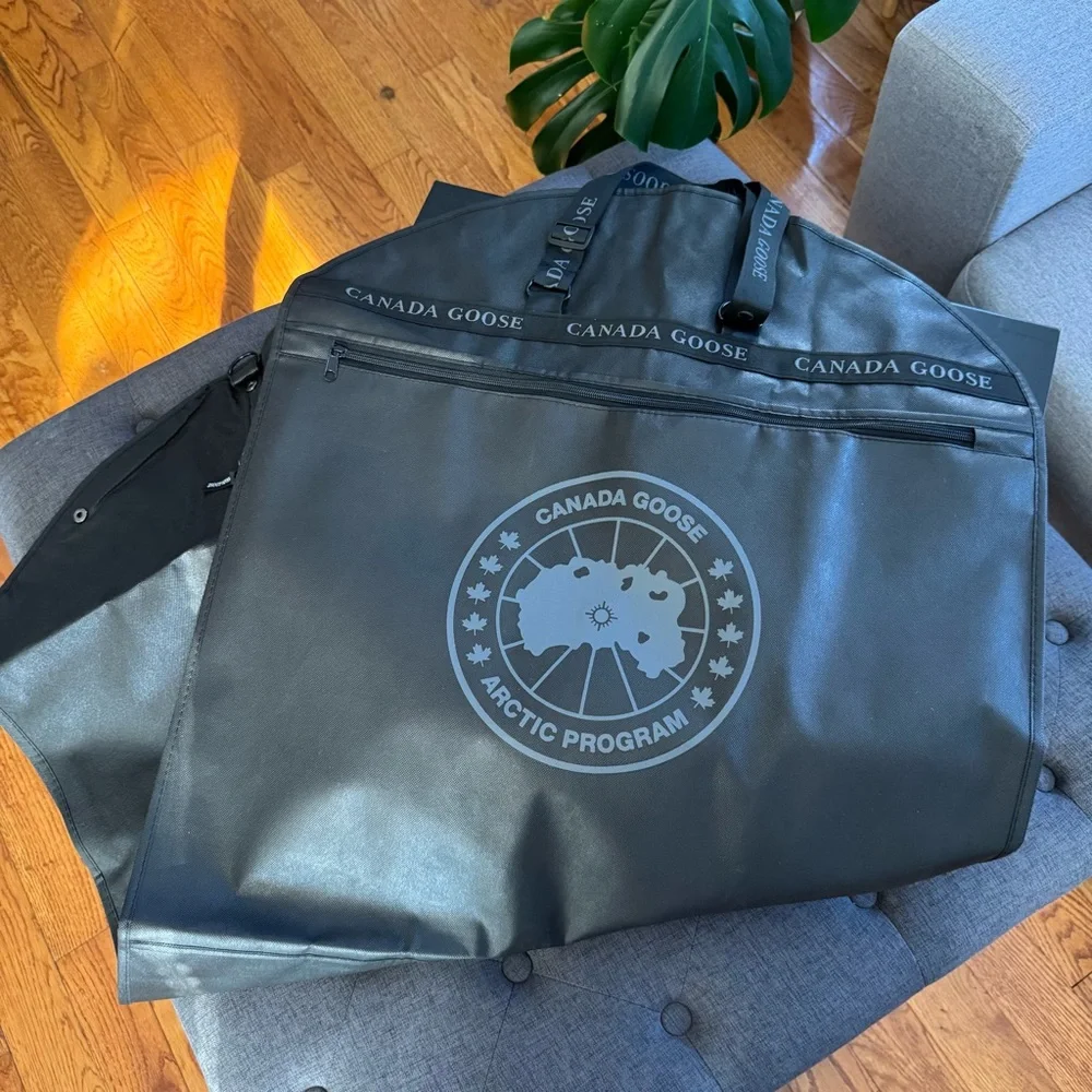 Canada Goose Parka Box and Garment Bag - Picture 4 of 5